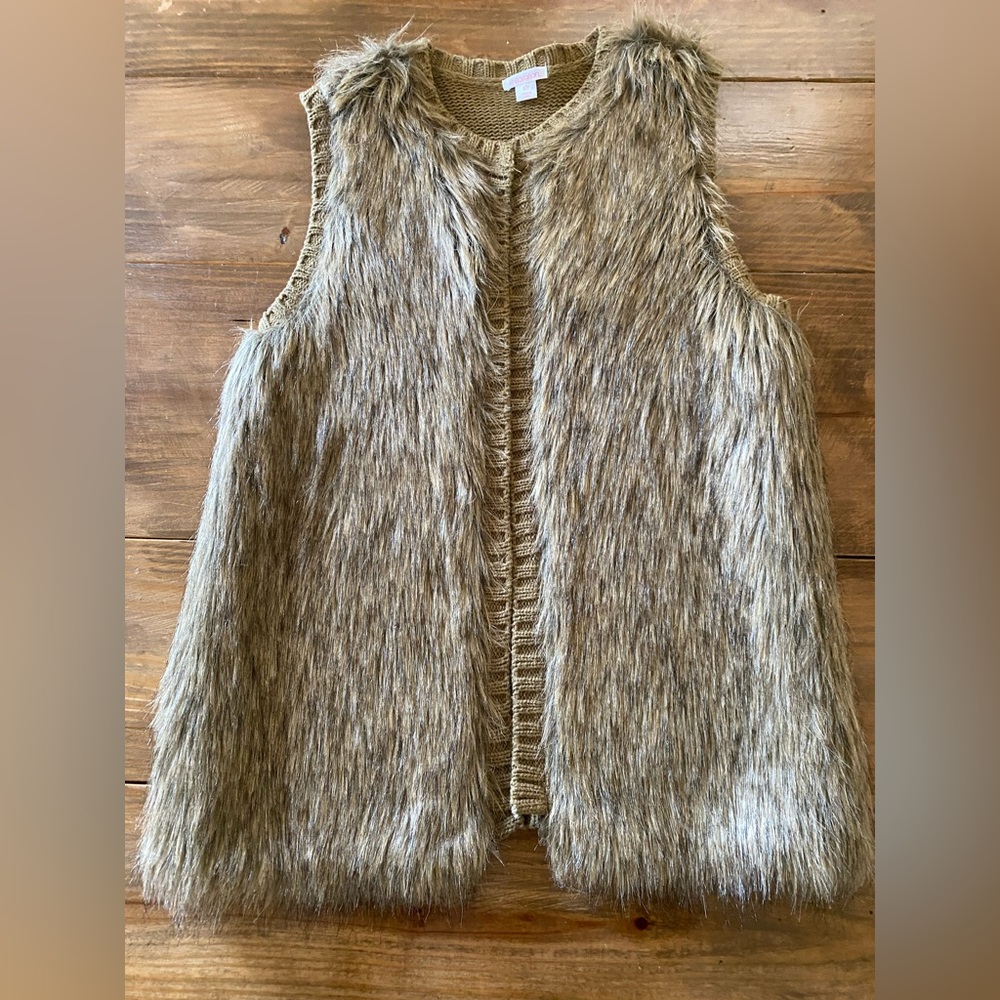 Faux Fur Knitted Vest